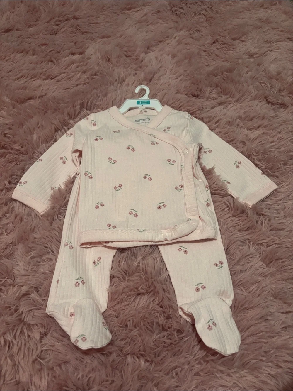 0-3 Month baby girl clothes bundle